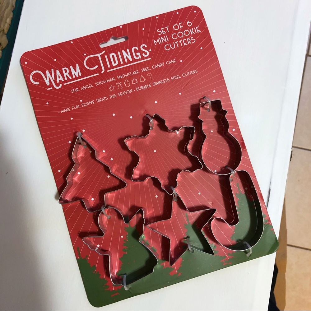 NWT 6 Mini Christmas Cookie Cutters